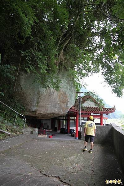 楊大人楊再雲+軍大王-軍王爺是在姜秀鑾開墾北埔等地，與原住民