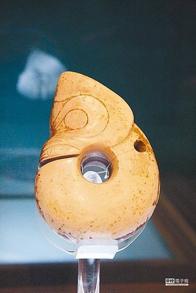 青銅卣/卣（音「友」）一種古代酒器，常見於商朝和西周時期，在