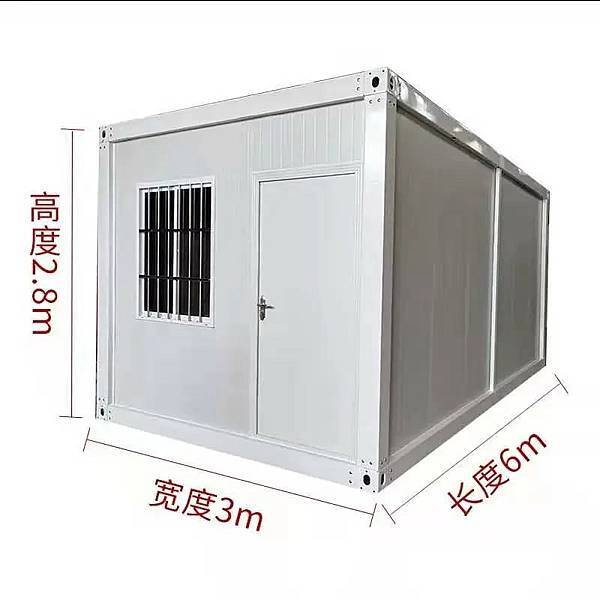 貨櫃屋/她用兩個貨櫃，在海邊建40㎡小家，獨居小鎮角落的生活