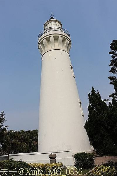 白沙岬燈塔（1898年建）國定古蹟-1901年啟用-塔身為雙