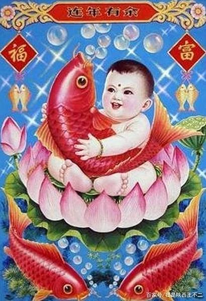 金太郎抱鯉魚像在日本文化中有著吉祥寓意，如同七福神中手持釣竿