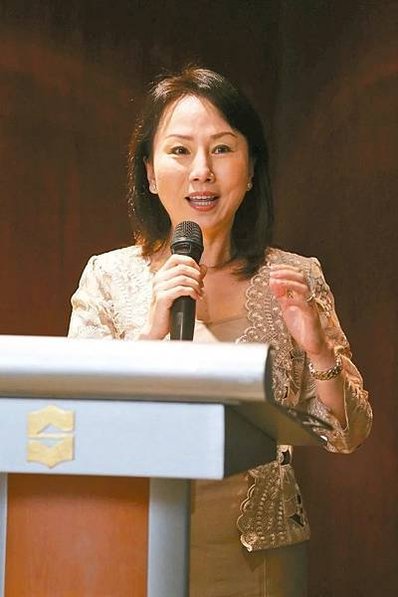 名媛朱立安詐騙首富妻子何莎 高院驚曝犯罪所得高達5億 名媛朱