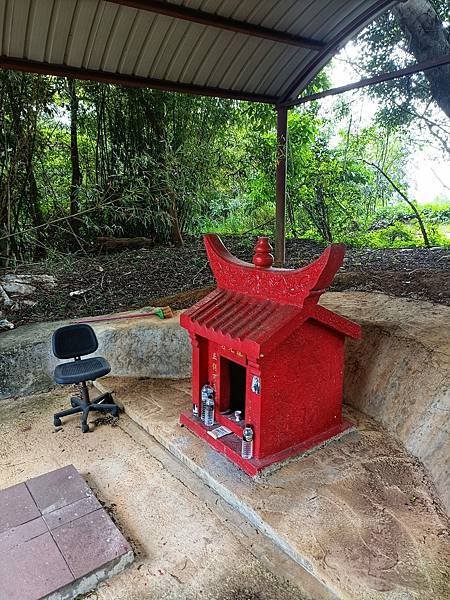 封土為社土地公/高樹榕樘福德祠1738年六堆客家風水型墓塚式