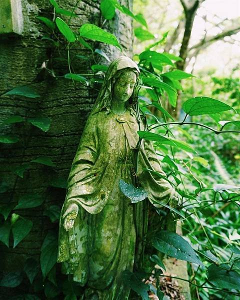 逸鶴山莊「逸鶴山莊」原為「中華文化城」-「澹泊明志、寧靜致遠