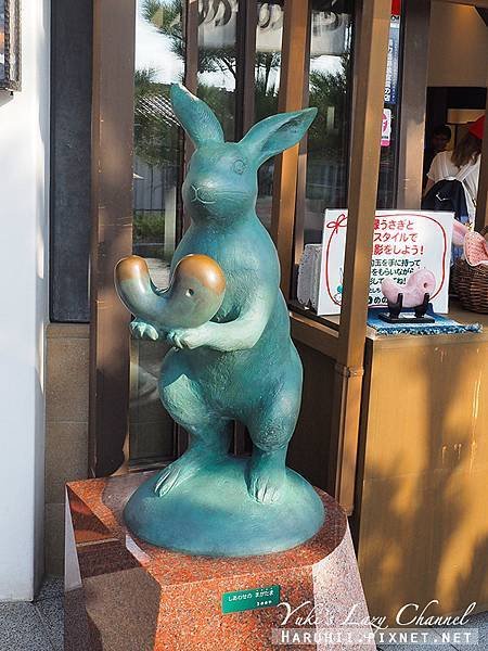 出雲大社「結良緣」聞名：求良緣必訪結緣神社-神社境內的兔子雕