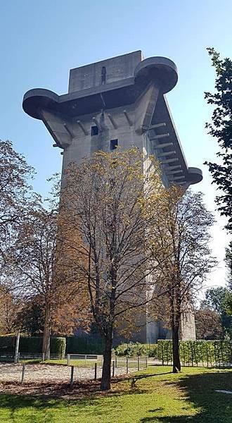 德國二戰期間防空塔-防空碉堡/二戰遺跡日軍留在臺灣的這種吊鐘