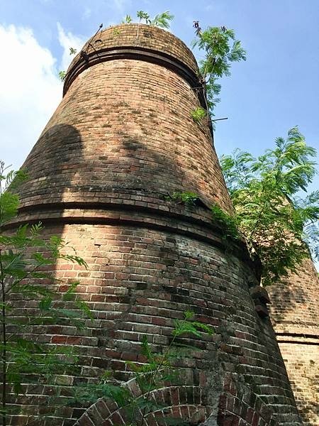 柴山 百年石灰窯-歷史建築/原淺野水泥台灣工場台灣第一個現代