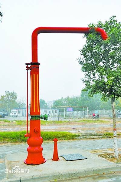 水鶴/火車加水站/給火車機車頭加煤加水-機務段都建有上煤台加