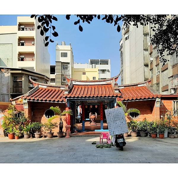 慈濟寺前身為曇花佛堂-彰化曇花佛堂、朝天堂、和美花德堂、 和