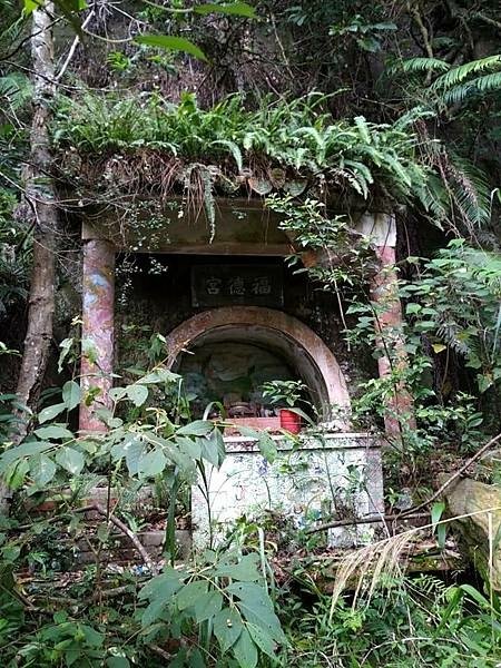 南庄-田美煤礦係基隆顏家台陽鑛業公司所屬之礦場，位於苗栗縣南