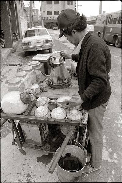 古早麵茶-1984年-遠遠聽到的笛聲，就是賣台灣麵茶-麵茶既