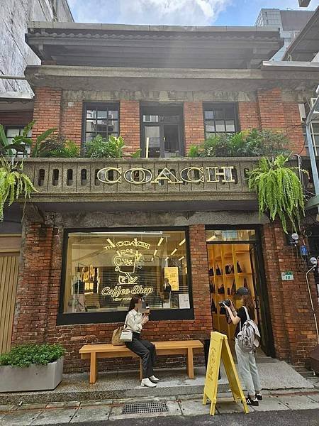 全台首家「The COACH Coffee Shop」來啦！