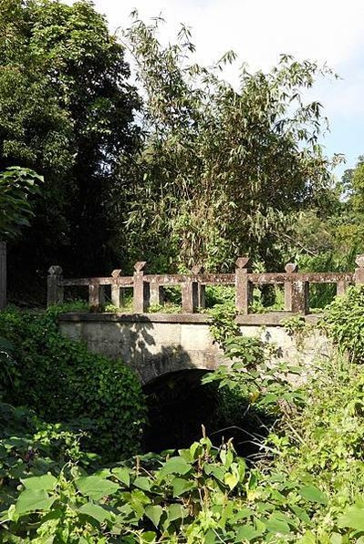 南庄鄉糯米橋小南埔崇聖宮附近-挑夫古道 又稱為「屯營古道」上