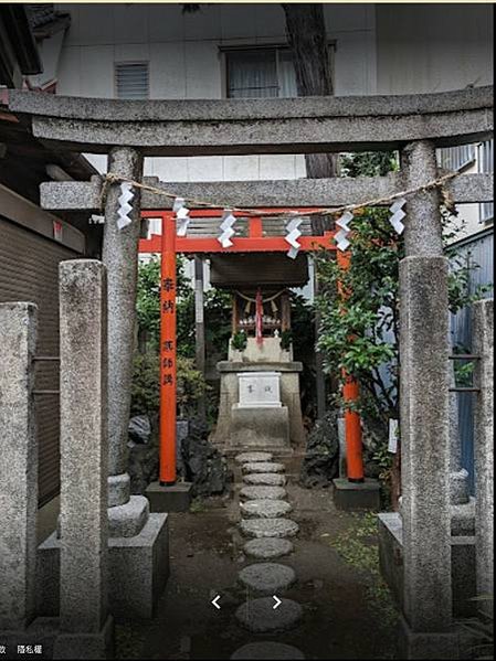 時之鐘 (川越市)1654年鐘樓本體為三層之塔狀建築結構，高