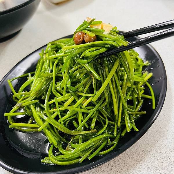 LINE_ALBUM_阿菱啃丁之旅_221217_362