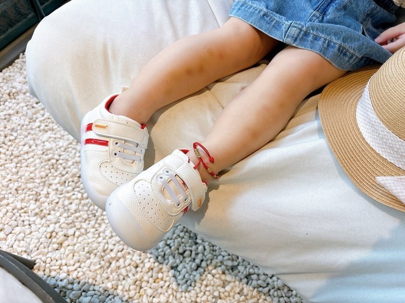 [育兒] Nikokids童鞋 ♥ 鞋款超多輕鬆穿脫 專為0