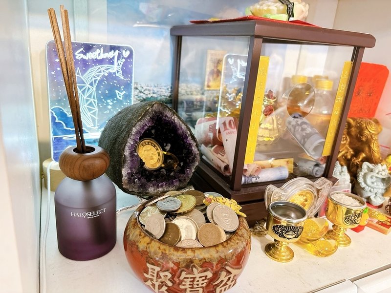 Haloselect煦覓選物 水晶礦石 開運擺飾 精油香氛 香氛蠟燭 水晶香氛 居家質感 生日禮物 情人節禮物 紫水晶功效 黃水晶招財 蠟燭禮盒組 擴香推薦