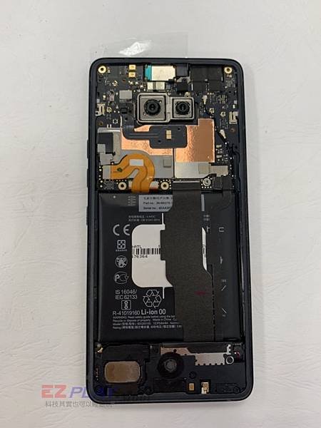 HTC-U12-手機維修_面板更換_電池更換03-768x1024