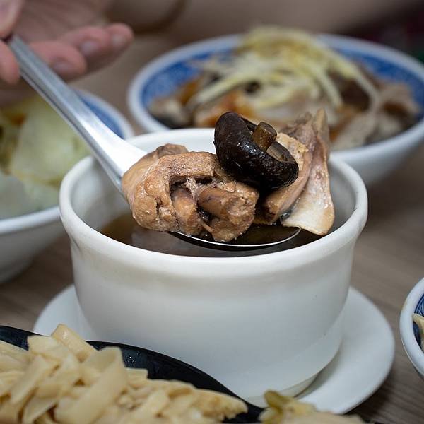 台中北屯滷肉飯美食林記飯館