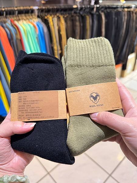 LINE_ALBUM_老婆想買14000夾克的露營用品店_250218_104