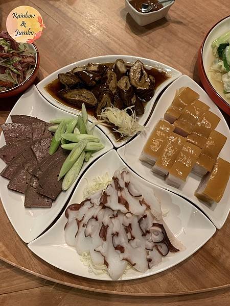 【不專業食記】台北信義｜真心台菜X香茅廚泰式餐廳，台泰美食合