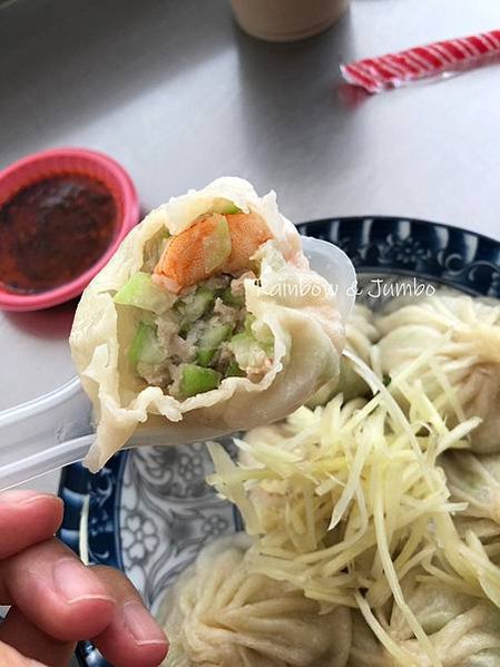 【彰化美食】莊手工鮮肉湯包｜秀傳醫院旁的排隊爆汁湯包，手工鮮