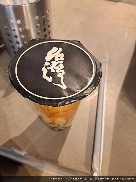 LTU_立陶宛〝Formosa 福爾摩沙珍珠奶茶店｜珍珠奶茶