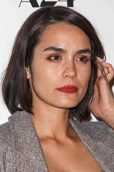 shannyn-sossamon-2013-premiere-of-a24s-a-glimpse-inside-the-mind-of-charles-swan-III-photo-4.jpg