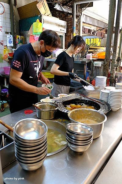 【南投市洪肉圓】百年歷史在地美食小吃，就在南投市場內!