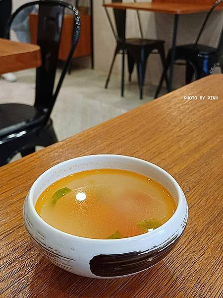 【彰化市．潮極蔬勾eat】文青風十足的蔬食餐廳，義大利麵、燉