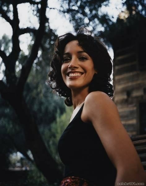 Jennifer-Beals-042.jpg