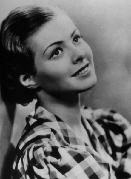 Ingrid-Bergman-011.jpg