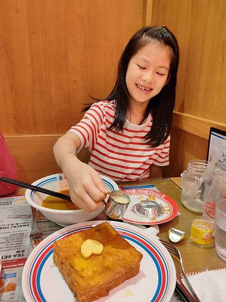 【香港親子】帶著孩子過寒假~荃灣親子遊(一口氣走遍荃新天地/