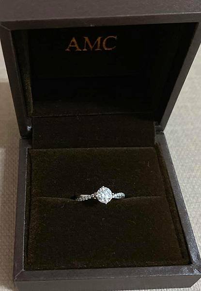 台中AMC鑽石婚戒鑽戒推薦1