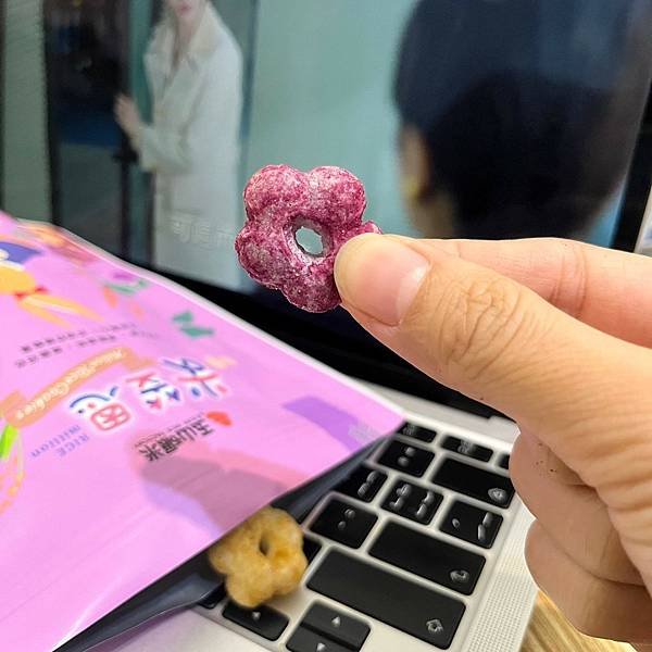 【辦公室零食】玉山碾米-米笠恩｜嘴饞小零嘴、爆款花朵爆米花、