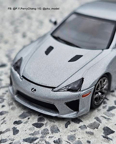 &lt;1/64模型車開箱&gt;DCT Lexus LFA