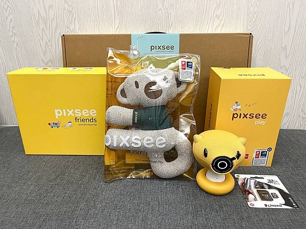 ▼ 培培開箱 ▼ Pixsee Play Ai智慧寶寶攝影機