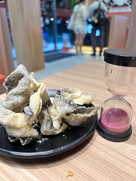 「新竹美食」村椒功夫酸菜魚，正宗酸菜湯頭，開胃麻辣濃郁湯頭/