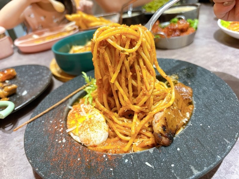 [美食] Eat enjoy 意享美式廚房 ▶ 無敵夢幻千層