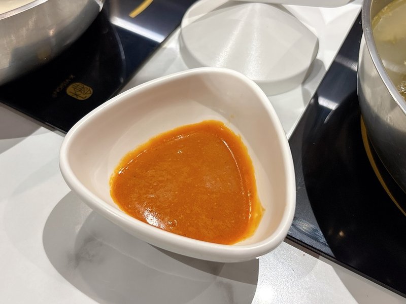 [美食] 韓哥哥石頭火鍋 ▶ 壽星送肉蛋糕 X 牛丼吃到飽 