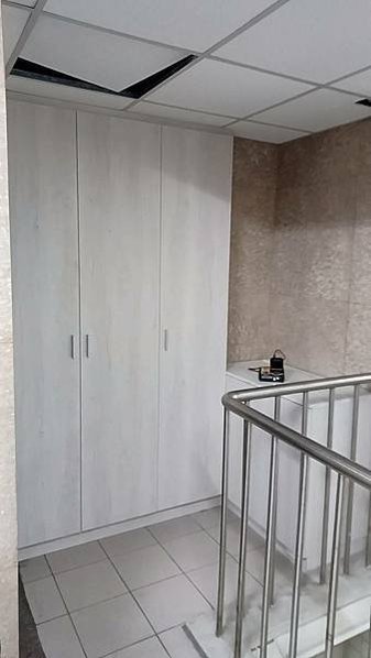 台中系統櫃設計推薦 - 鋁框玻璃門X系統櫃，讓空間原地躍身質