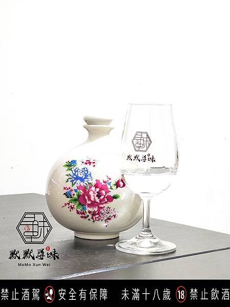 玉山 2009 台灣原窖1950 十五年陳年高粱酒 客家花布