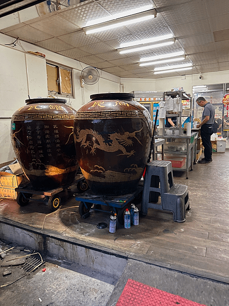 美食【新北市。甕中甕炭火煨湯】板橋瓦罐湯｜養生湯、坐月子、術