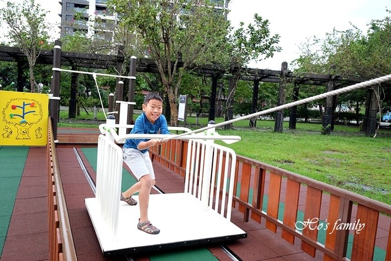 頭城運動公園兒童遊戲場29.JPG