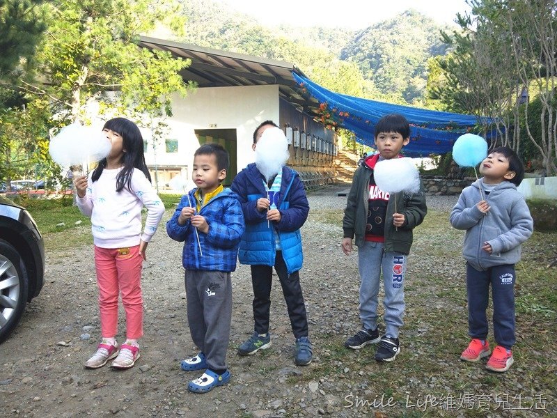 ▌森林人第06露▌南投水岸松林農場營地。風格獨特精靈村。哈比屋、水管屋、貨櫃屋、花園小木屋套房…任君挑選