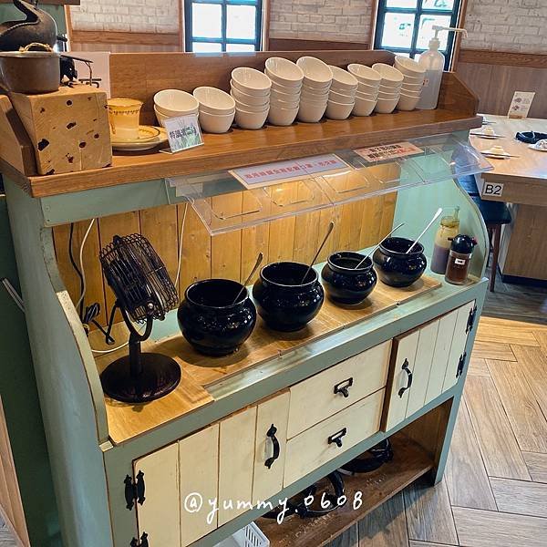 台中南屯「演藝牛鍋」 最新菜單 超推搭配 聚餐推薦 台中火鍋推薦 (12)
