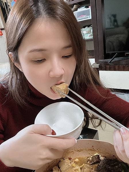 辣妹子的福音【五番食品-濃郁麻辣鴨血臭豆腐】可宅配