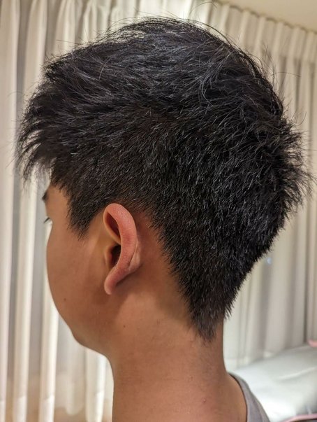夏普四氣流水潤溫控吹風機試用體驗：沙龍級享受，秀髮閃耀動人