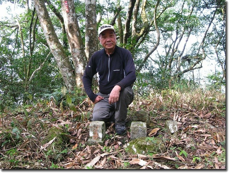 茅山山字森林三角點及水資會高屏44號三等三角點