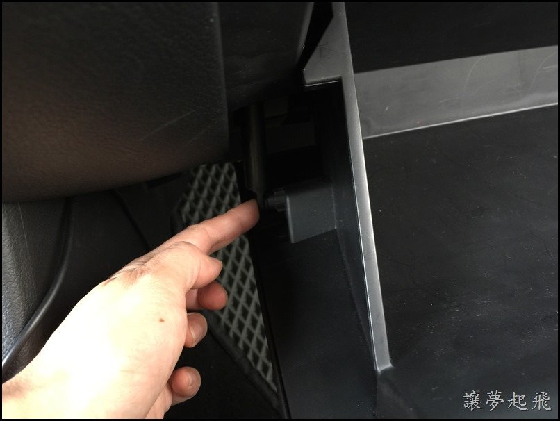 無味熊 汽車冷氣濾網040